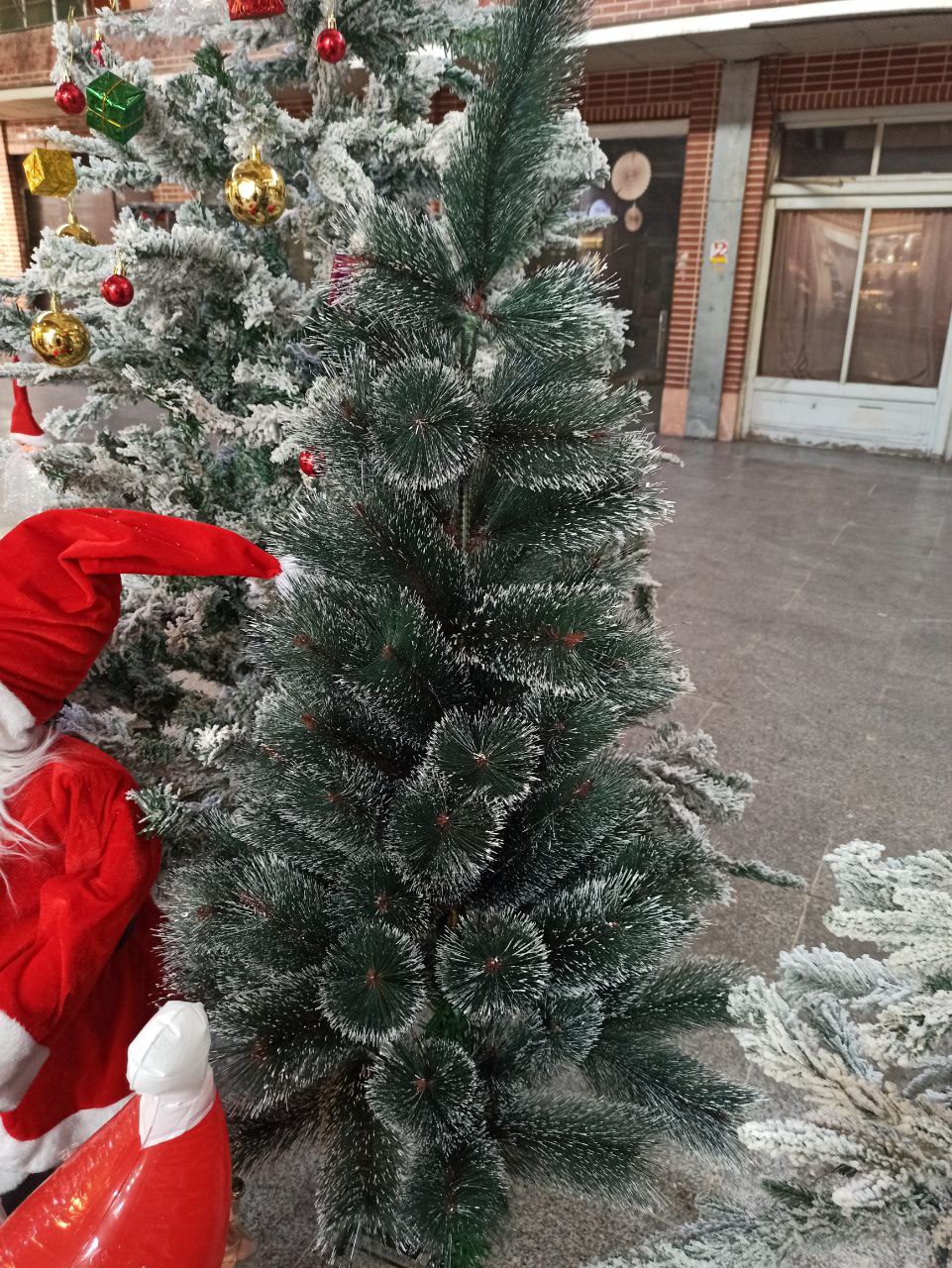 درخت کریسمس مدل سوزنی نوک برفی سایز ۱۲۰ سانتیمتری 